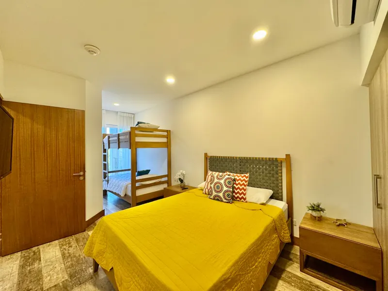 Queen + bunk bedroom